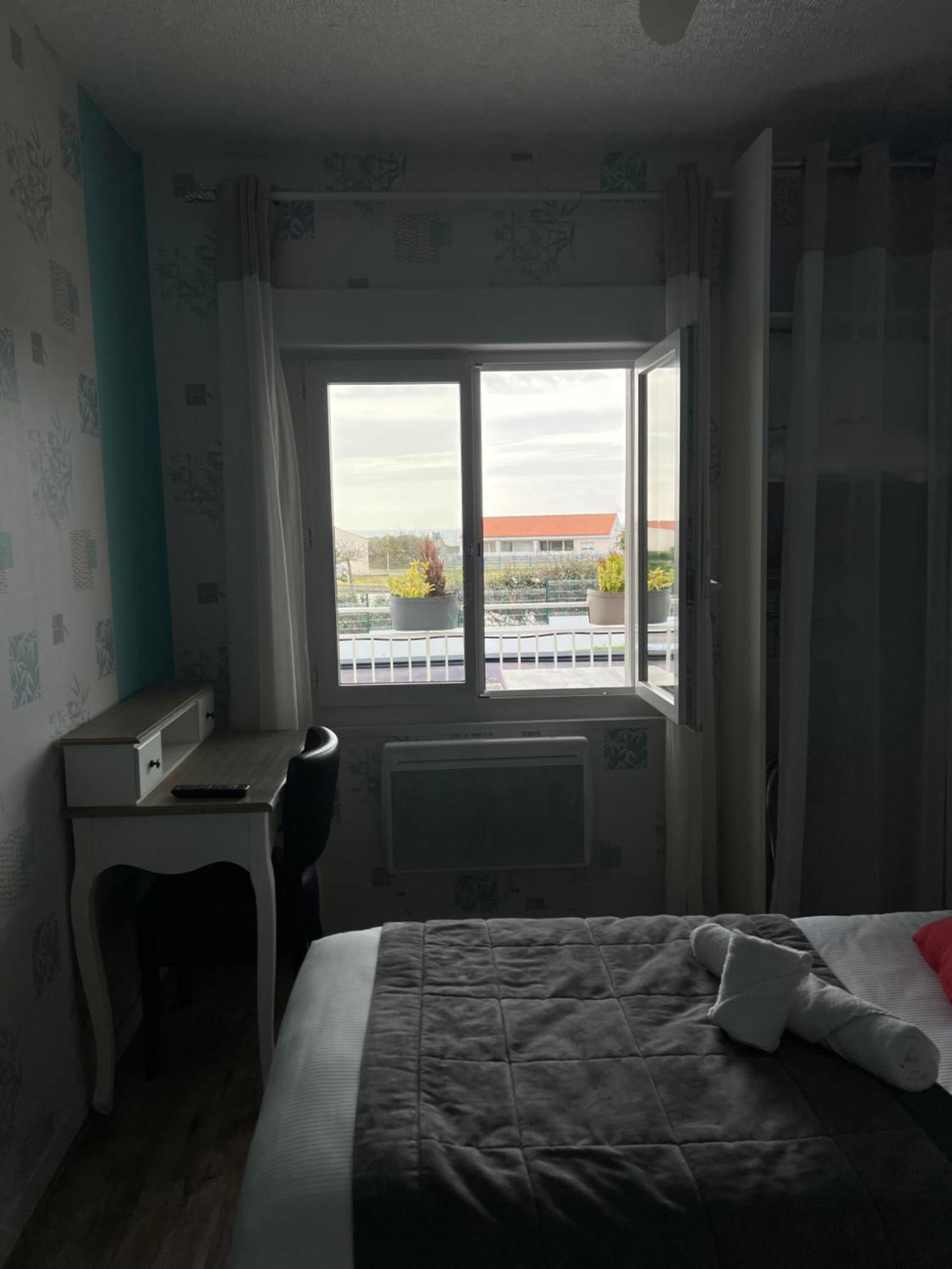 Au Petit Bonheur Hotel La Tranche-sur-Mer Kültér fotó