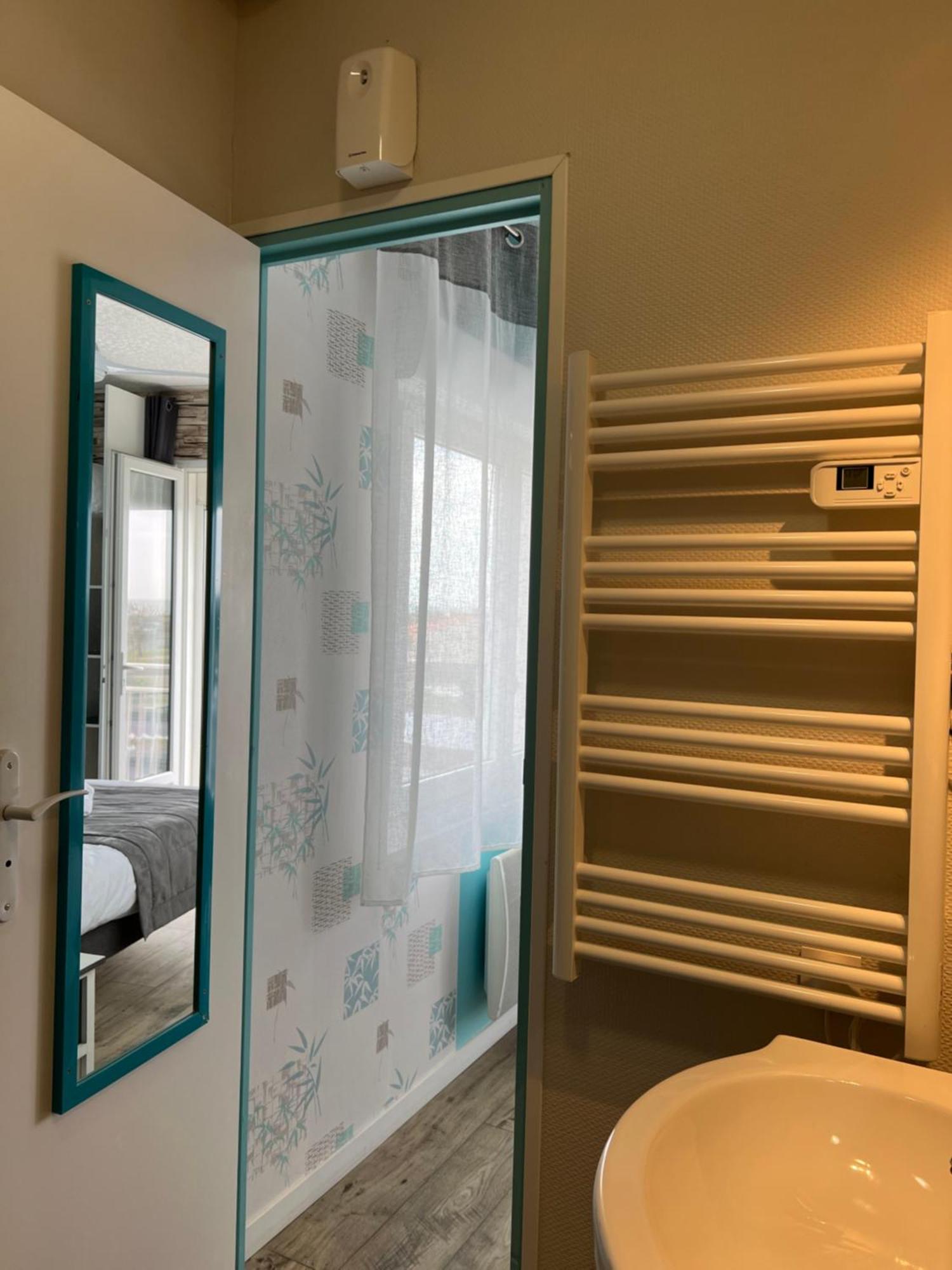 Au Petit Bonheur Hotel La Tranche-sur-Mer Kültér fotó